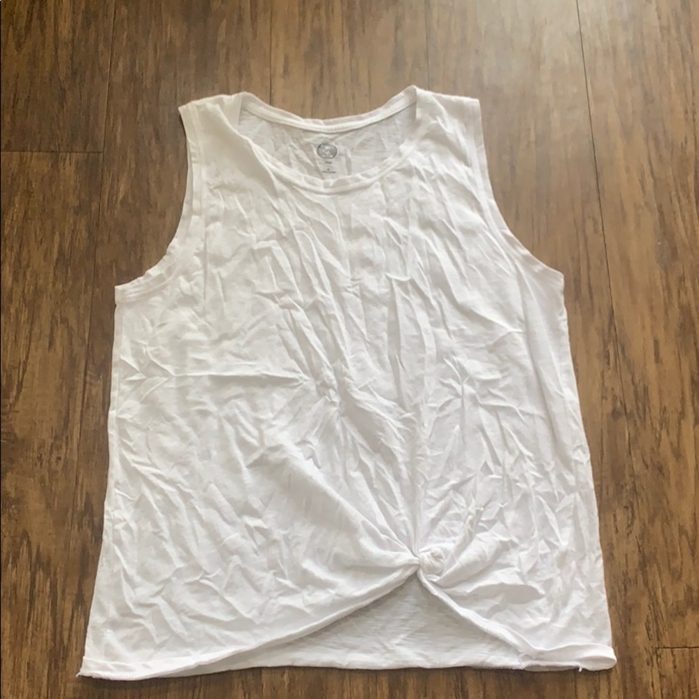 White tied tank